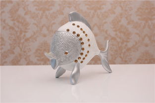 流光溢彩的永恒之美 树脂工艺品探微